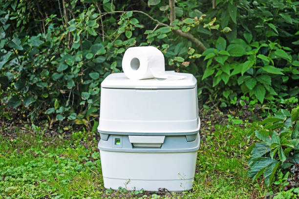 Best Portable restroom trailer rental  in Bronte, TX